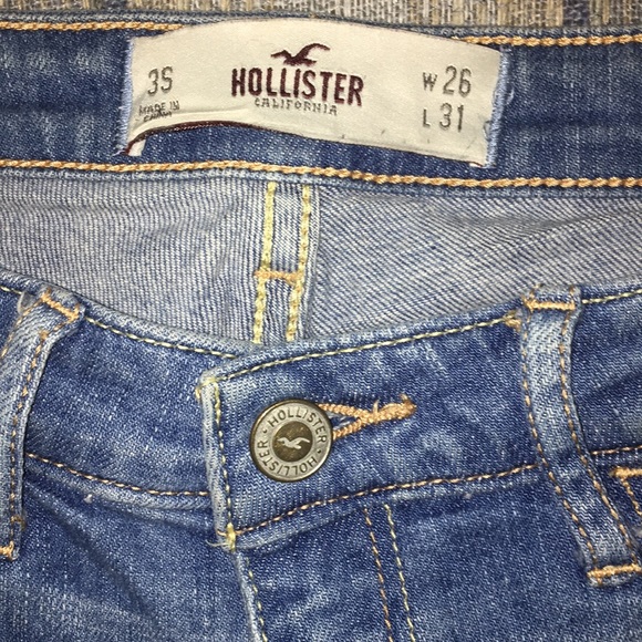 Hollister Jeans Light Wash - Picture 2 of 5